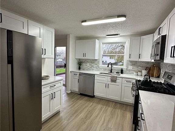 5th image of 163 Losson Rd