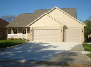 33432 Royal Park, Fraser, MI 48026
