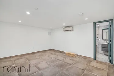 Rented by Rennit Inc.