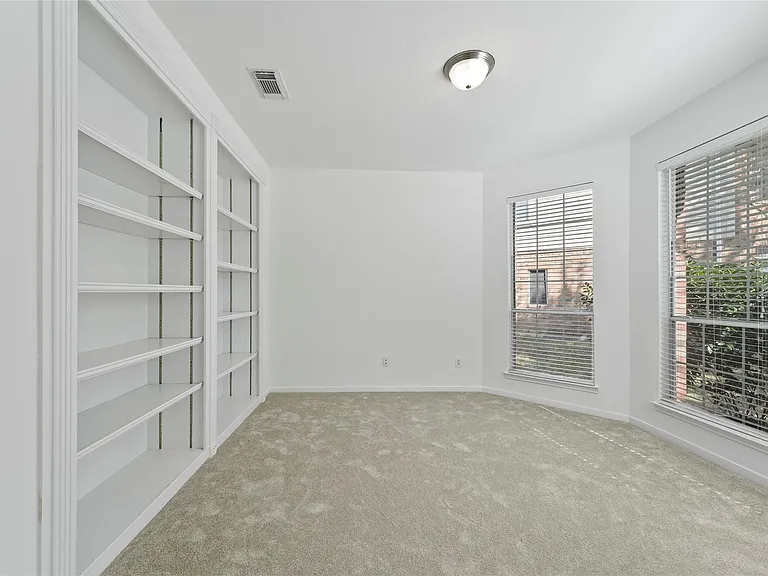 26422 Creston Woods Dr — Photo 6