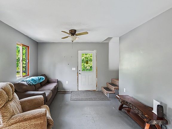 5th image of 8243 E Deerfield Cir
