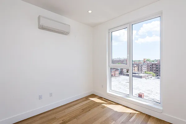 Rented by Nooklyn NYC LLC | media 72