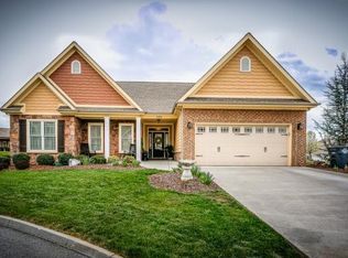 1108 Jasmine Pl, Kingsport, TN 37664