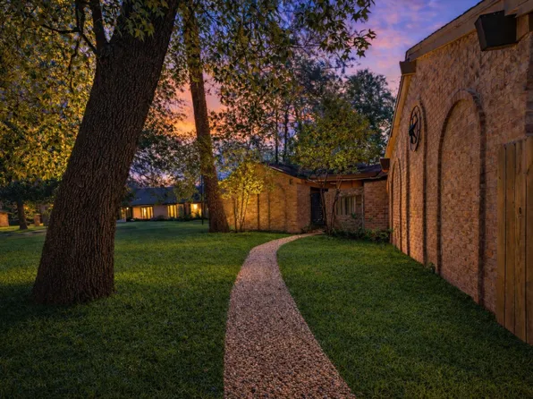 701 Biloxi Ct, Conroe, TX 77302