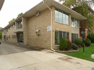2nd image of 1111 N Harlem Ave Rear 2