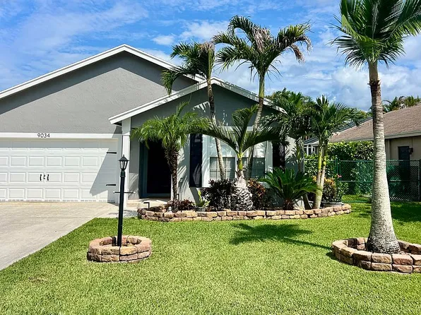 9034 SW Caprice Cir, Stuart, FL 34997