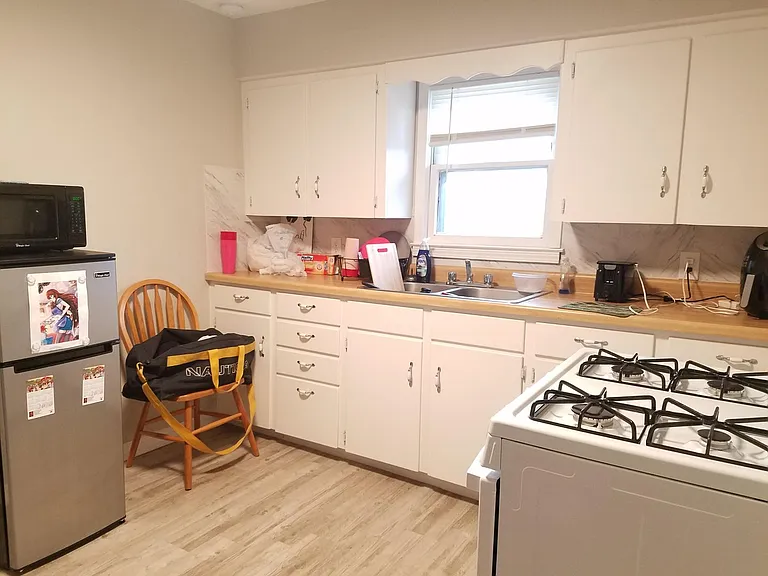 110 W Lindburg St — Photo 14