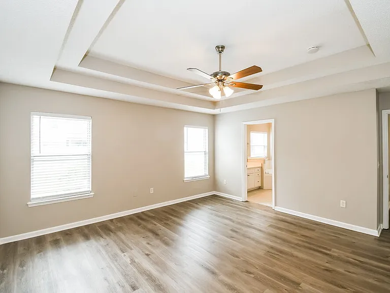 3949 Leatherwood Dr — Photo 8