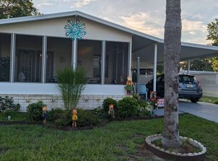 480 Petunia Dr, Fruitland Park, FL 34731