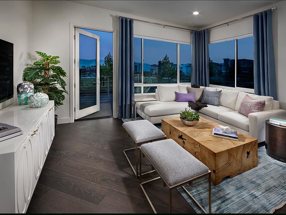 2nd image of 3034 Empoli St #4