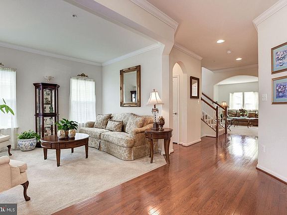 4th image of 4815 Willow Stead Dr
