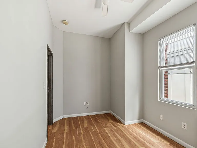 7331 W Chester Pike #1 — Photo 10