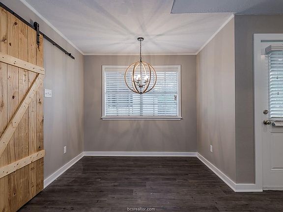 4th image of 3803 Stillmeadow Dr