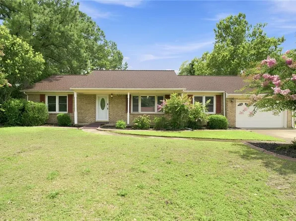 1664 Allman Ct, Virginia Beach, VA 23464