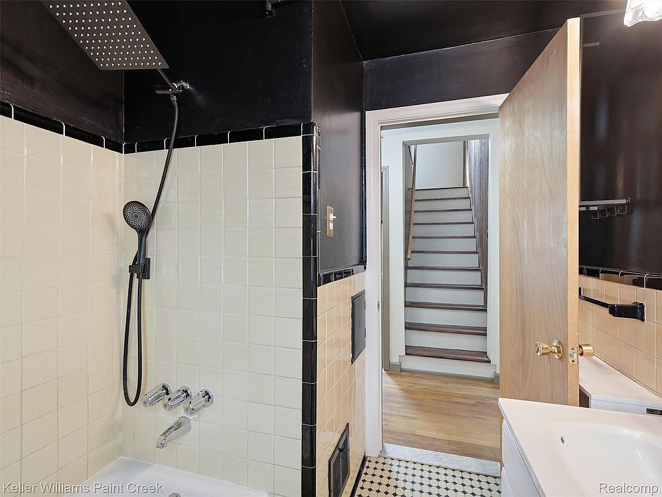 905 N Kenwood Ave, photo 15