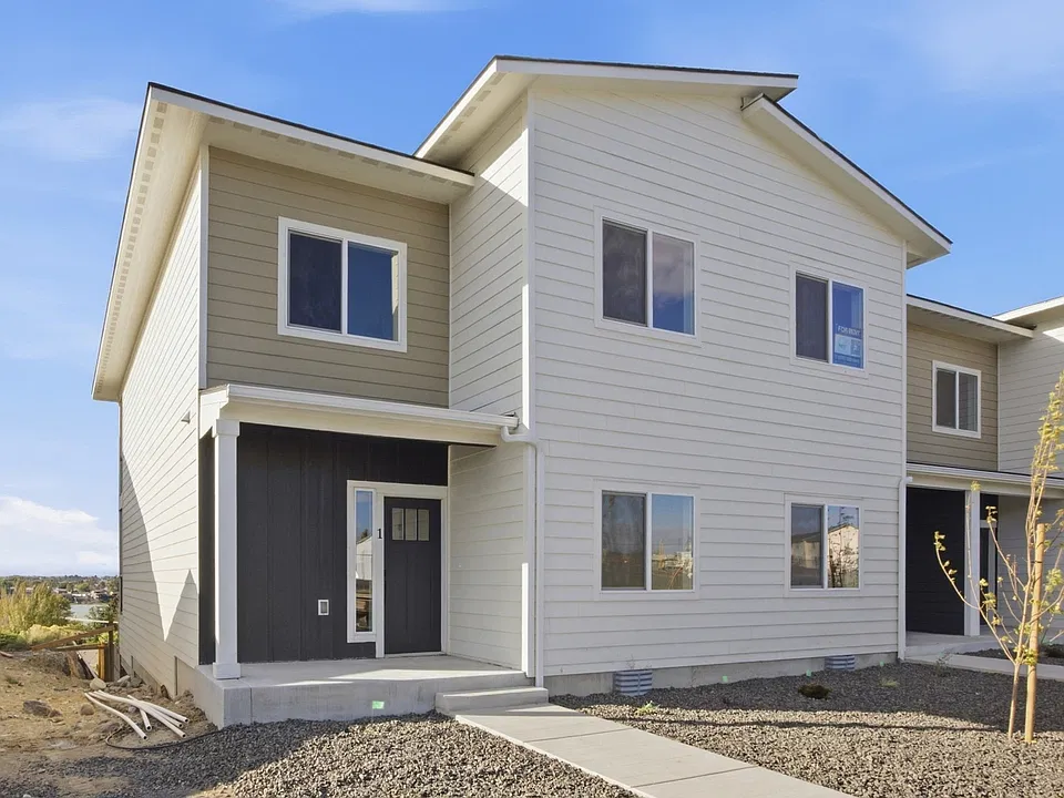 1306 S Division St #2