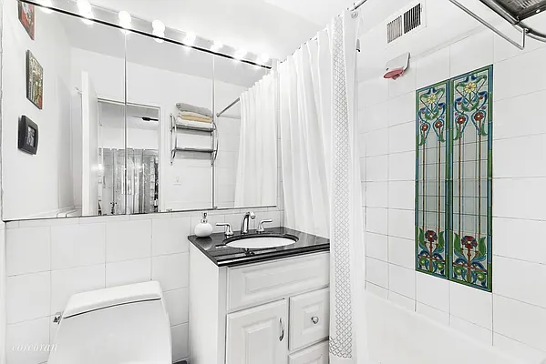 Sold by Corcoran | media 4