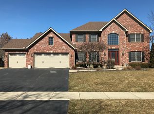 1223 Bards Ave, Naperville, IL 60564