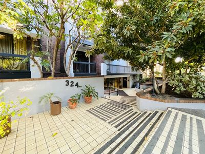 324 N Palm Dr UNIT 102, Beverly Hills, CA, 90210