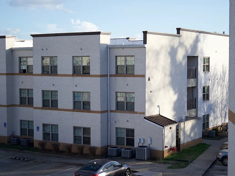 College Center Apartments — Photo 5