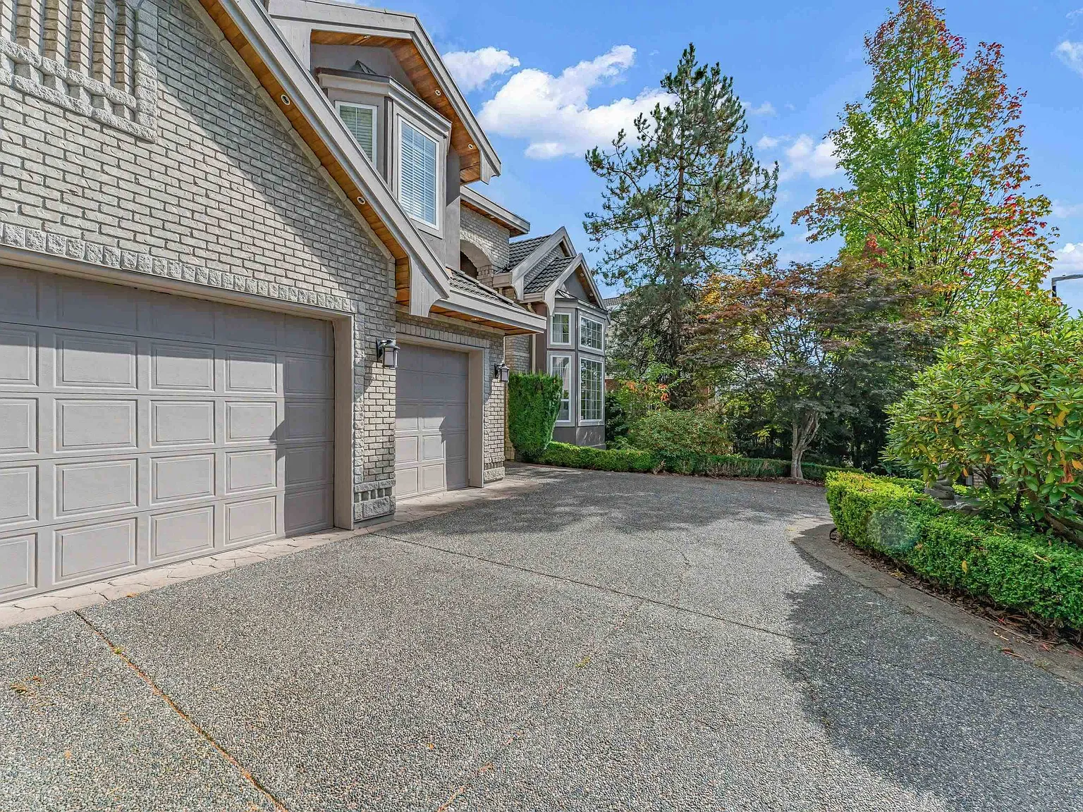 8 bed, 8324 sqft, $7,500 — Photo 4