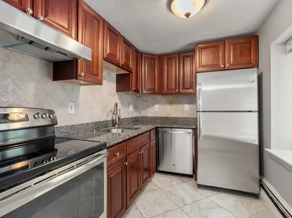 139 Beaconsfield Rd #44, Brookline, MA 02445