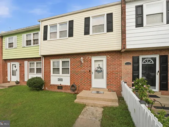 2416 Kilpatrick Pl, Dumfries, VA 22026