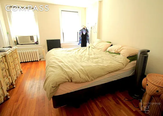 Rented by Compass | media 48