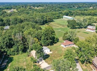 3830 Stanka Ln, Godfrey, IL 62035