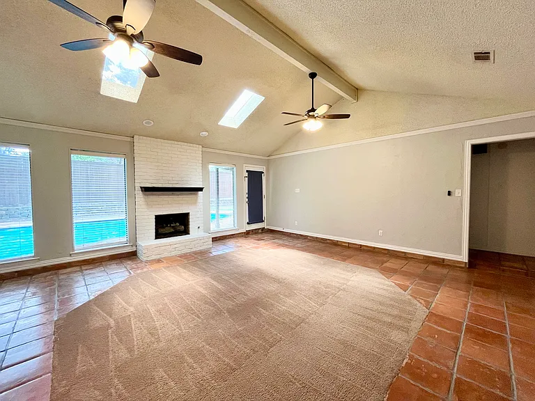 5008 Millsprings Dr — Photo 4