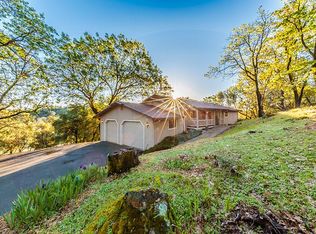 2055 Bogus Point Ct, Cool, CA 95614