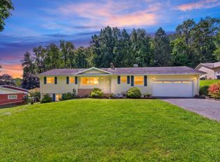 243 Lynwood Ln, Lancaster, OH 43130