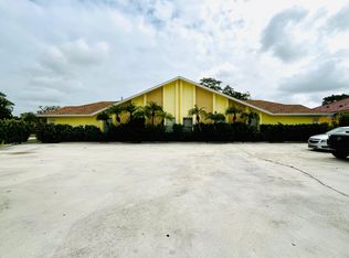 13707 Yarmouth Ct, Wellington, FL 33414