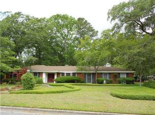 11 S Millward Rd, Savannah, GA 31410