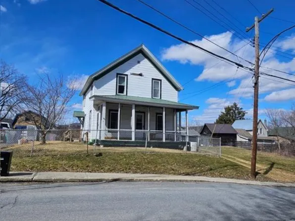 69 Cossey Street, Ticonderoga, NY 12883