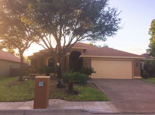 2044 Buenos Aires Dr, Laredo, TX 78045