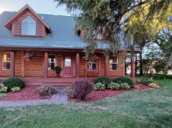 1030 Lokhorst St, Baldwin, WI 54002