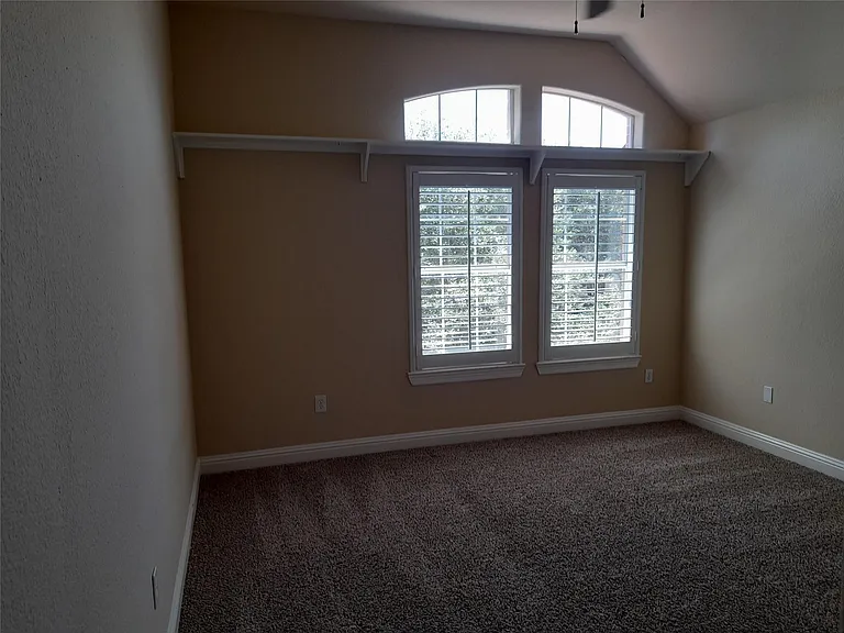 1722 Parklake Vlg — Photo 20