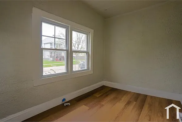 3713 E 142nd St #DOWN — Photo 14