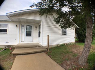 812 N Bradley Rd, Mount Pleasant, MI 48858