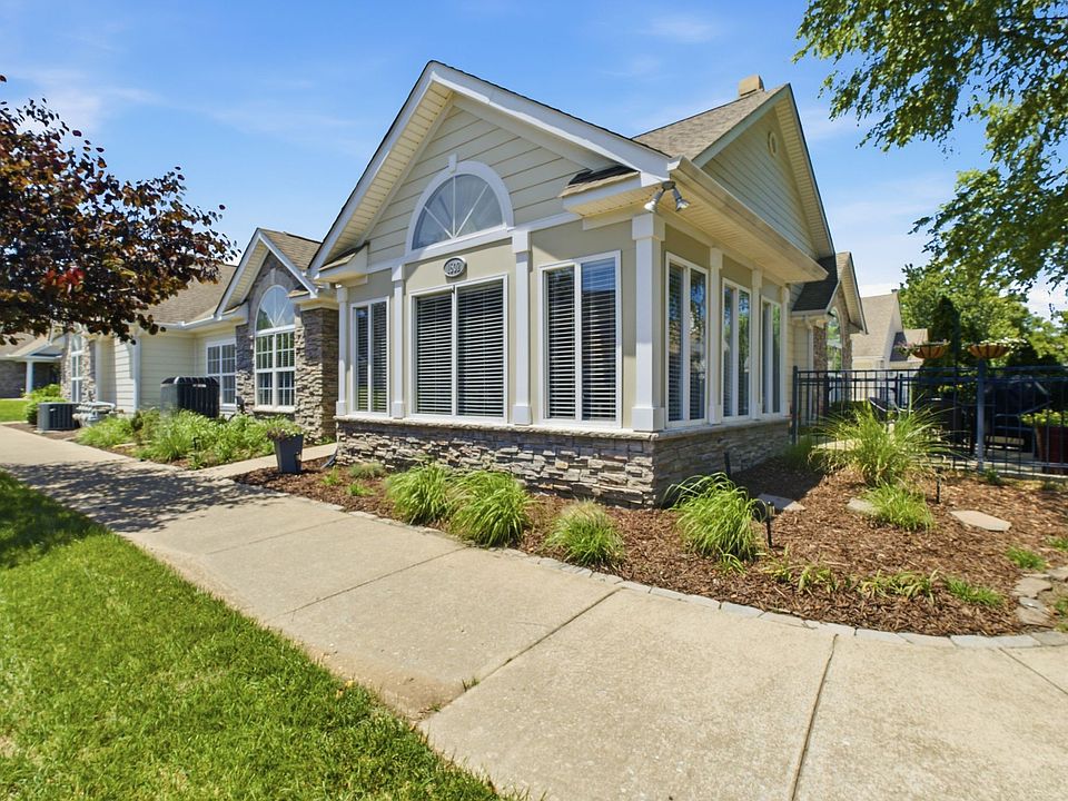 1st image of 825 Browns Ln #1602