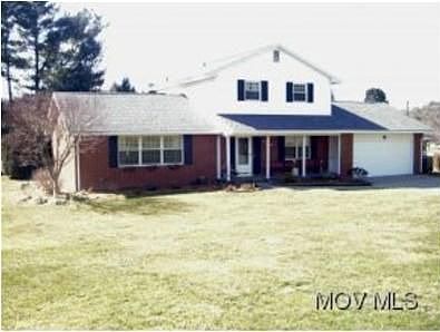 1st image of 307 Chamberlain Dr