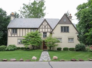 465 Kramer Rd, Oakwood, OH 45419