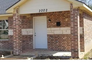 2002 Huntingdon Ave, Dallas, TX 75203