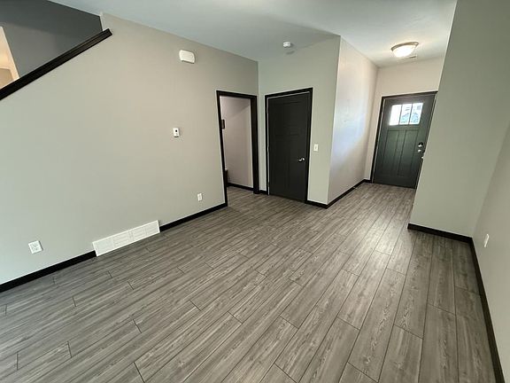 4th image of 1615 Ohana Ave #3