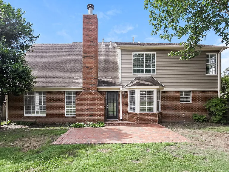 5996 Southbend Ln — Photo 17
