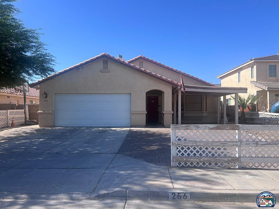 1st image of 256 La Paz Dr