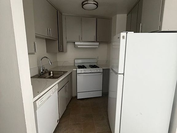 5th image of 2643 Furmint Way APT 3