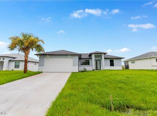 2513 10th St SW, Lehigh Acres, FL 33976