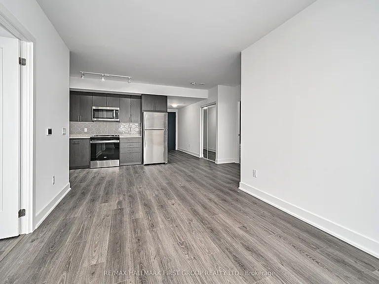 2545 Simcoe St N #2708 — Photo 15